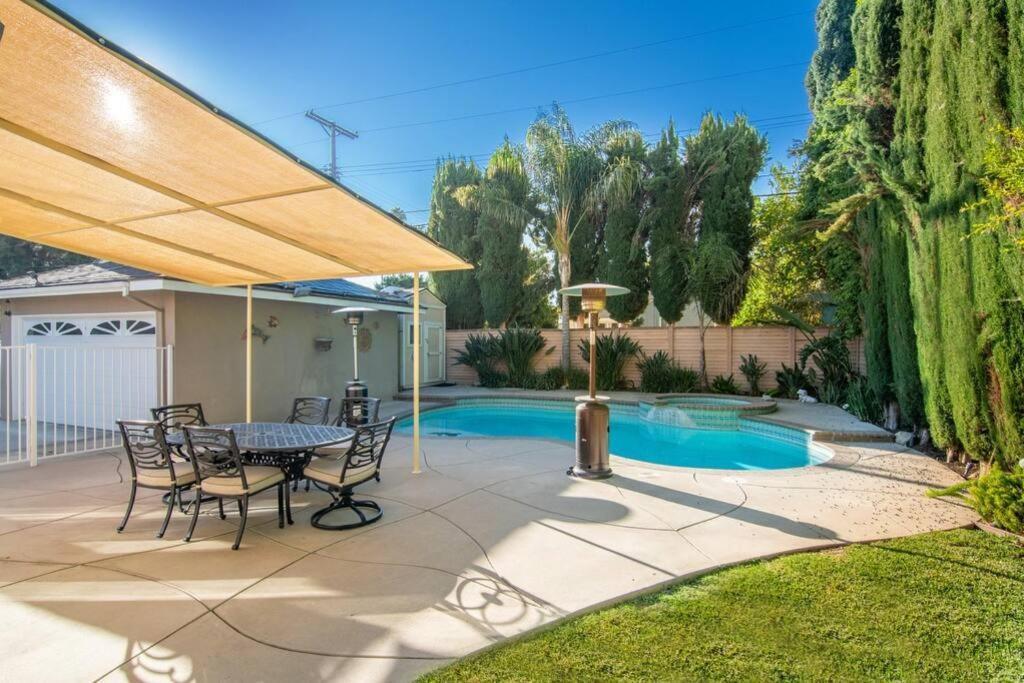 Large Home With Pool + Jacuzzi Los Angeles Exterior foto